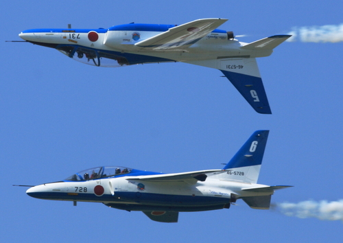 １．写真とか好きでいろいろ撮ってます・・・といっても主に飛行機ですが。メインにCanon 7Dを使用。２．スマホ買い換えました。HTC U11