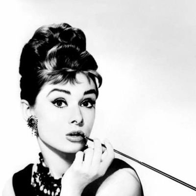 VerdiVerdi90's profile picture. Peace to the world! ❤