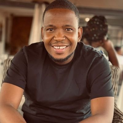 iam_Kelets0's profile picture. @KaizerChiefs 💛&✌🏾, @ManUtd 👹🔱 and @Realmadrid👑⚽