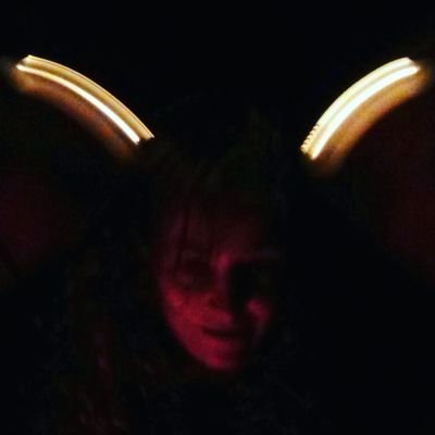 LeeZepol's profile picture. 🍎
1717.1111.2222