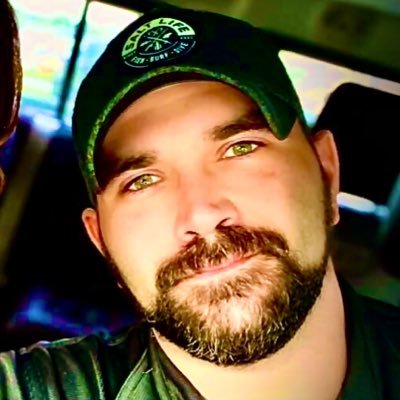 33yr Old MnK Destiny Father & Husband / Senior School District Mechanic & Sub School Bus Driver / Streamer Supporter / Mentor / Motivator - Positive Vibes Only
