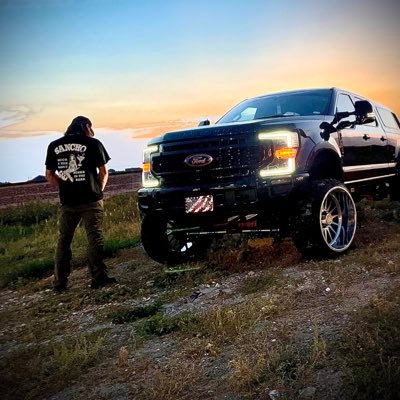 SaltyBoy16's profile picture. https://t.co/A1zNr7sBeC