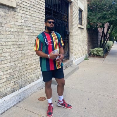 Alphablack18's profile picture. 