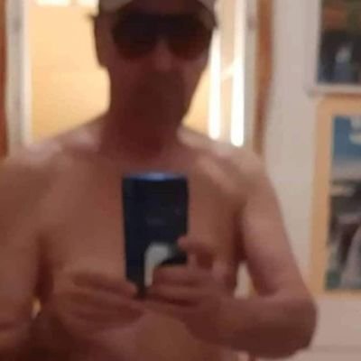 Reçois à Marseille. 1 Mec Totalement SOUMIS