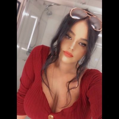 ItsNotMaryam_'s profile picture. Cancer ♋️ | /.❤️ . 𝐼𝓈𝒶𝒾𝒶𝒽 𝟡:𝟚 . ✞ ✞ | Insta: @itsnotmarryyam