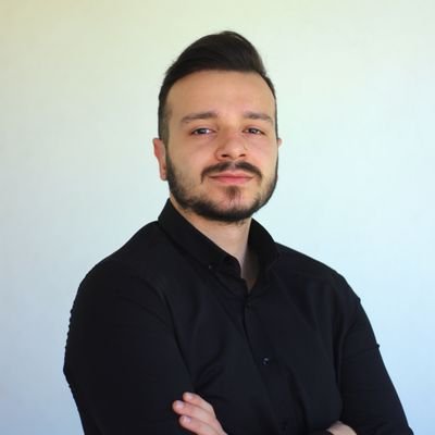 meteSayann's profile picture. 