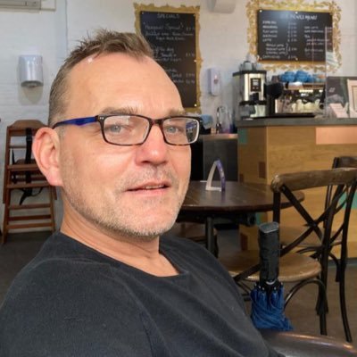 AnalyticsAlan's profile picture. marketing dude.