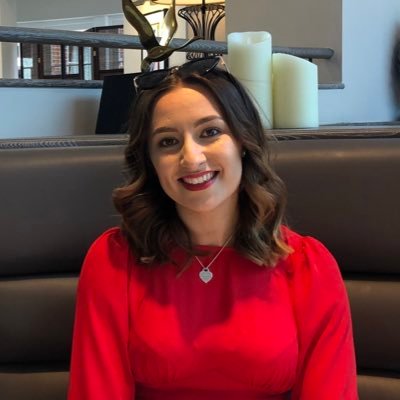 yazromani's profile picture. Social Researcher.