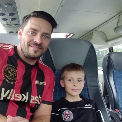 Bohs Supporter and member ⚫️🔴⚫️🔴  Married father of 3. 
I’m a Dub living in the sticks.