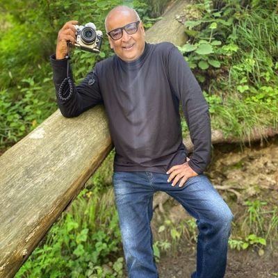 Travel junkie, solo traveller when riding mobike, dreamer, foodie, ........and also an architect.