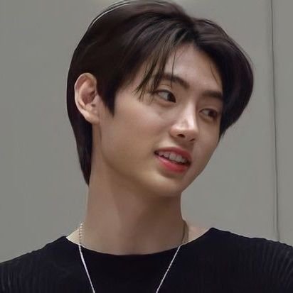 @enhypen loml “Yours is the light by which my spirits born: - you are my sun, my moon, and all my stars.”
Lets be moots^3^