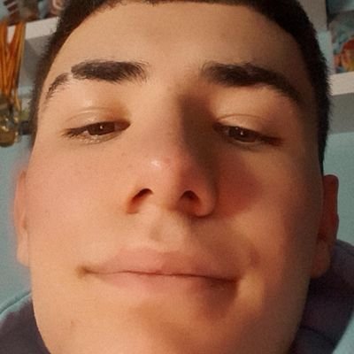 El único día fácil fue ayer.
Ignorador de pensamientos automáticos.