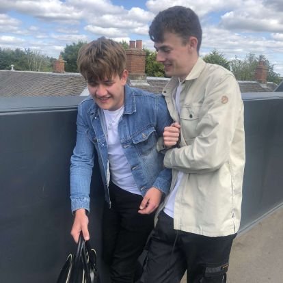 AdamForbes_'s profile picture. a collection of my immediate thoughts as they happen LIVE