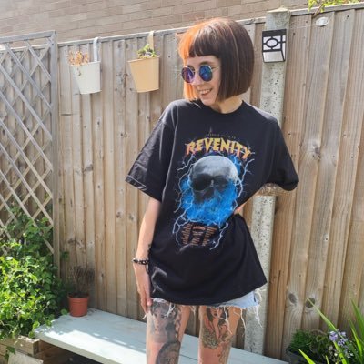 eggmegb's profile picture. 27. I bake cakes and enjoy watching cartoons 🔥