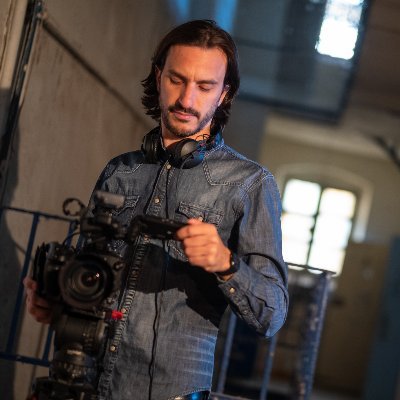 Documentary film-director from Corsica
Following international political news that could have a link with our little island