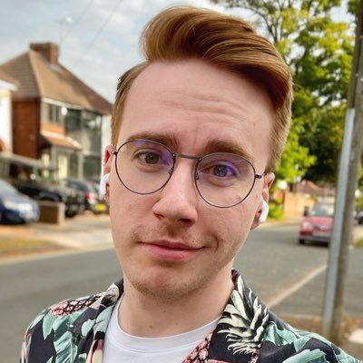 Mostly tweeting about all things Theatre | Touring Productions Marketing Manager @brumhippodrome 🎭 | All views my own | 🏳️‍🌈👨🏻‍🦰 he/him