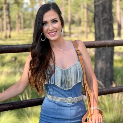 mckibbin_alli's profile picture. Her heart is in Arizona, but her dreams are in Texas🌵👑 ➰AZ•WY•TX➰