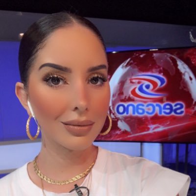 Presentadora Abriendo Brecha, SERCANO (en canal 10 Honduras, Mega TV Estados Unidos, Telemundo 42 Estados Unidos), Noticiero Internacional de canal 10