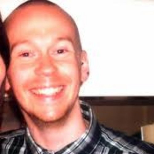 burton_sam's profile picture. DM = fav