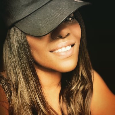 👩🏾‍💻Ambassador @iMore | Former Mobile Industry Influencer | MobileDiva | Techsy mommy to the 3rd Power! Tech + Sexy = Techsy! #techsy. 🥑 #TeamHumanity