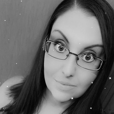 fan of country music and anything else worth listening to. concert photography. iowa hawkeyes fan. wrestling fan. auntie to my 2 nephews