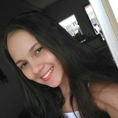 Guiada e amparada por Deus ❤️ Quase Farmacêutica 👩⚕️ 23 primaveras 🌻 Libriana