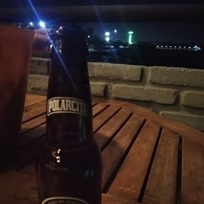 Single solvente buscando conocer mujeres o parejas, solo me gustan las mujeres, no tengo problemas con brindar ;)