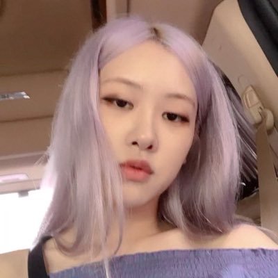 saulebleu's profile picture. Bajo un sauce llorón. ☽ ☉ 𓁹