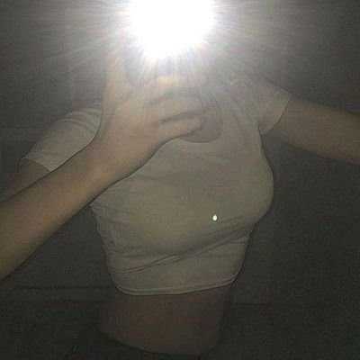 Tututul29104645's profile picture. Idgaf