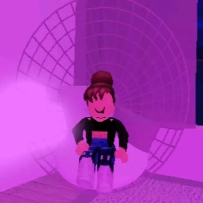 isa_robloxita's profile picture. Holi :3