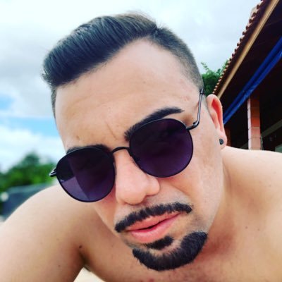 _eaenoel's profile picture. ♈️ Áries 🎅🏻 Noel 📈 Investimento 🙏🏻 Agradecer 🏡 São Paulo - Z/L