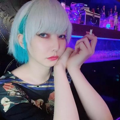 派手髪 LGBT(Q)ノンセクだけど恋人募集中 別垢→@Lily_Sofya元NH現女装 歌舞伎町のコンカフェ→ @nichimajyo ニコ生とふわっち配信 魔女会 header→@az_kilZll