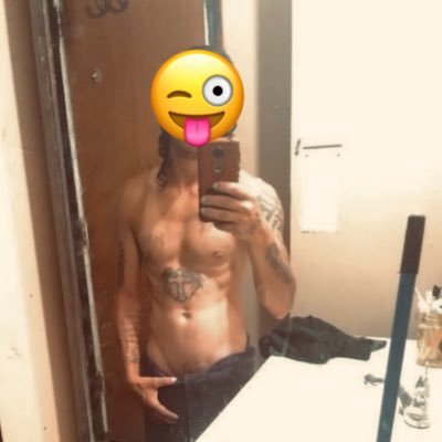 Half Dominican, Half Puerto Rican. Huge Dick and Love Sex… I'm Straight but anyone can buy content from me #Follow4Follow