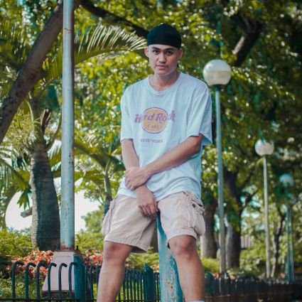 yvanmesias's profile picture. 1 of 1 🛸💕