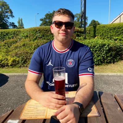 jonnyylee's profile picture. 30.