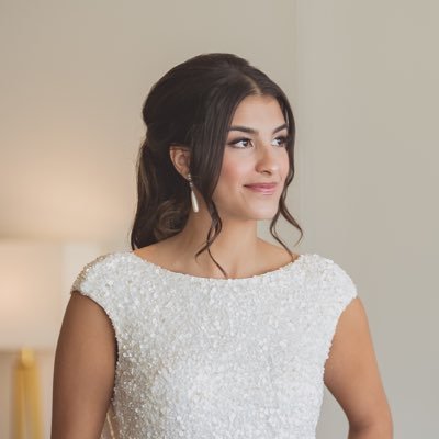 lauren_velasco_'s profile picture. Public Relations | Alum @Medillschool @NorthwesternU | Past: @TODAYshow @NBCNightlyNews @FOX2now @ksdknews