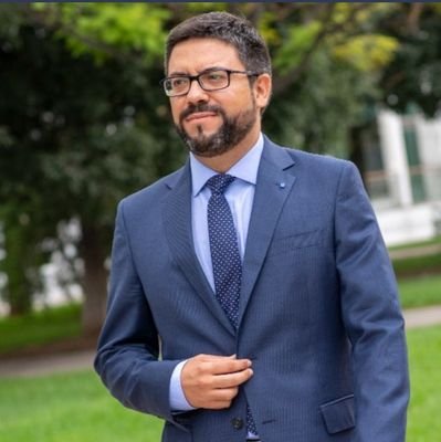 Abogado.
Derecho de los Consumidores/Bancario y Derecho Digital en ST | ABOGADOS.
Associate Legal Advisor en @GOVERTIS. En mudanza digital a