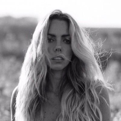 fabigoncalvesv's profile picture. 