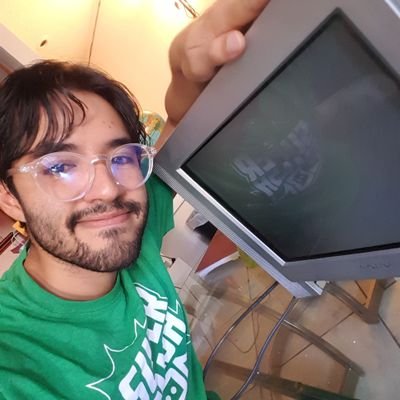weekoldburrito's profile picture. I like smash
