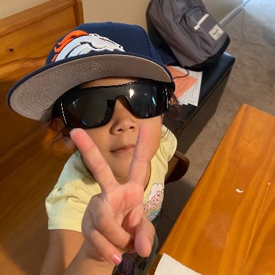 estworik's profile picture. Kauai Born! Broncos, Avalanche, Nuggets, Rockies.