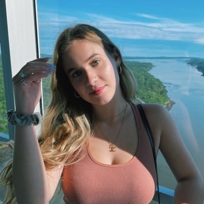 MyaRoberts__'s profile picture.