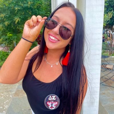 BrynYarbrough's profile picture. sc// bryn_yarbrough