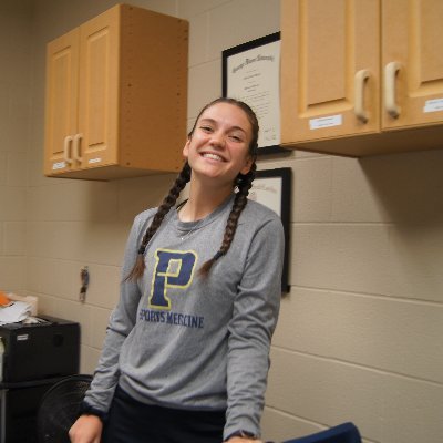 emily_meyerl13's profile picture. (she/her/hers) University of South Carolina '19 George Mason University '21. Lover of local coffee shops and all things baked goods ☕️🍪