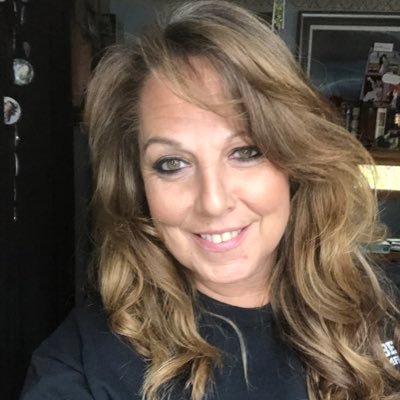 meshanna's profile picture. 