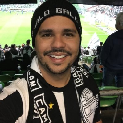 LucAsDiAs55's profile picture. Descrição breve: Galo, música e MG | 🖤🤍🔺🤘🏾
