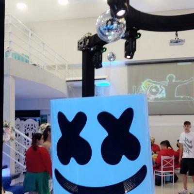 djroyalsom's profile picture. 