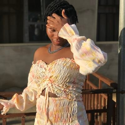 Araayo Fabrics 👗 The Confluence of Fashion and Affordability | I sell Vintage | Crepe | Silk | Ankara | Cashmere | Duchess n more | Sale's Advisor @AXA Mansard