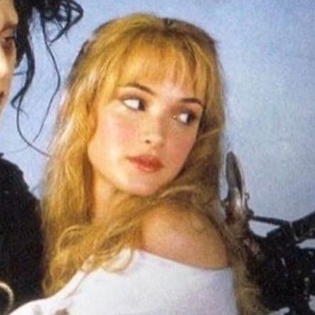 MAKlMATHINKER's profile picture. 