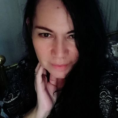 LuxAuro's profile picture. resplandor 💫