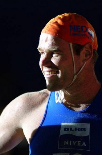 Surf Life Saver, Athlete, Holland's first beachie |
Euro Champ, EBFT winner '12 & '13 |
RB Zevenaar - Kurrawa SLSC

http://t.co/JKa2mHofNh